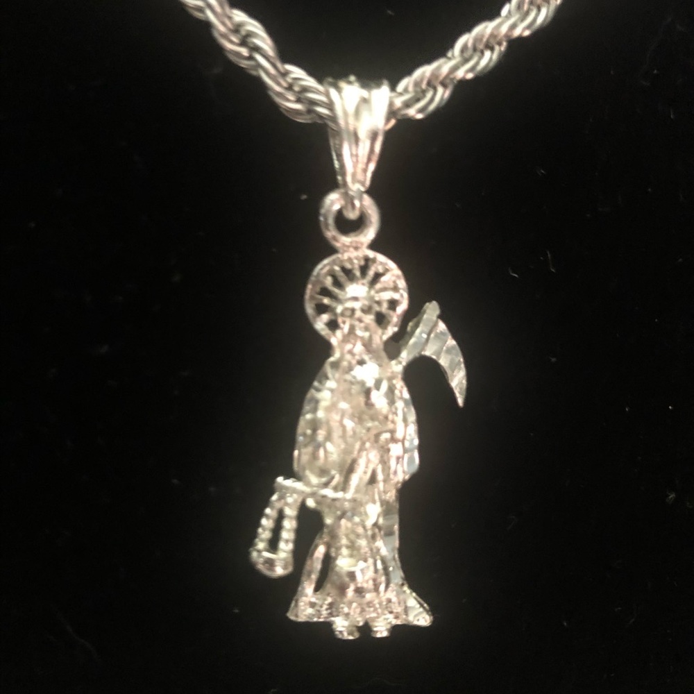 Santa muerte/ acero inoxidable